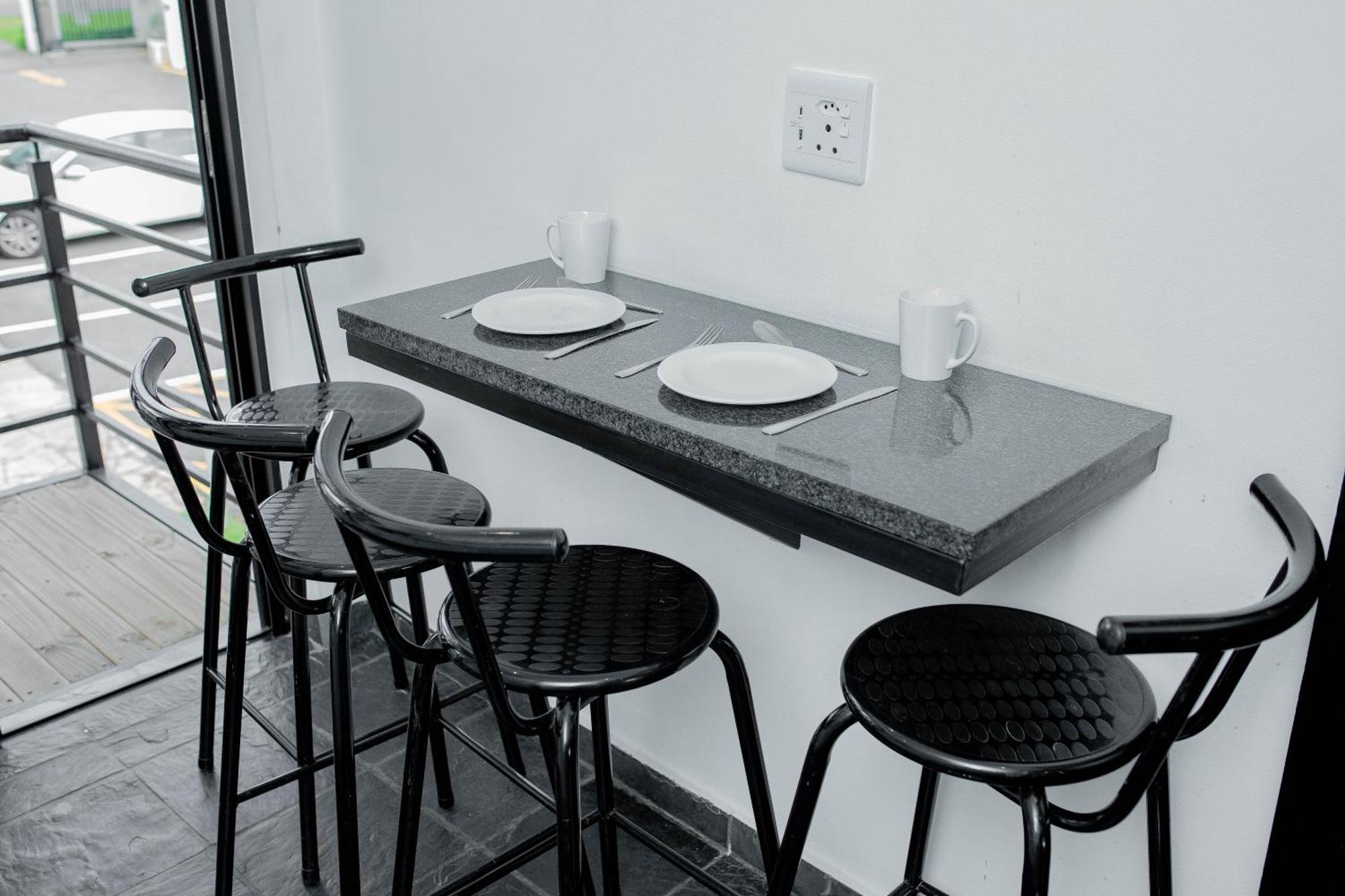 Vetho 1 Apartments Or Tambo Airport Йоханнесбург Экстерьер фото